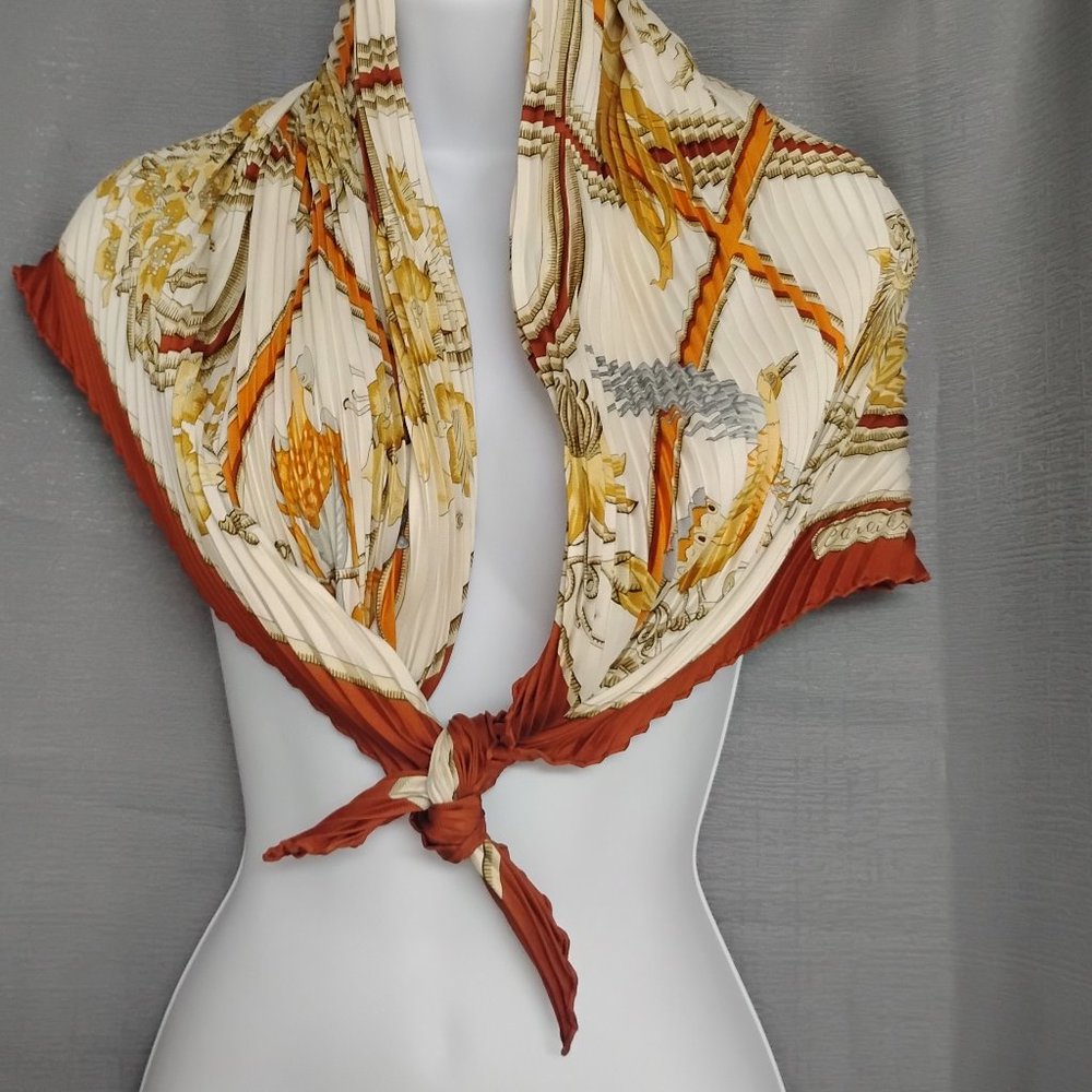 ❤️HERMES Pleated Caraibes Caribbean Floral Bird Pattern Silk Scarf + Hermes Book